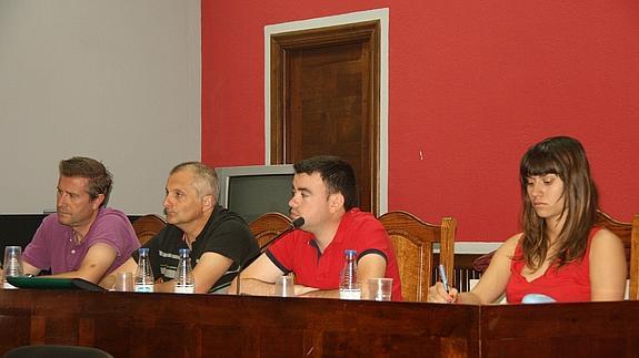 El PSOE de Cuéllar critica el sueldo de los ediles y la formación de las comisiones