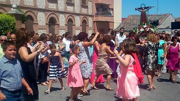 La procesión de Santa Librada pone el colofón a las fiestas