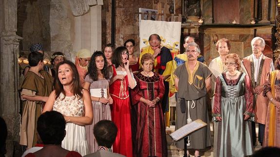 La Coral La Espadaña y el Hombre Folkíbero se unen para cantar romances a Castilla