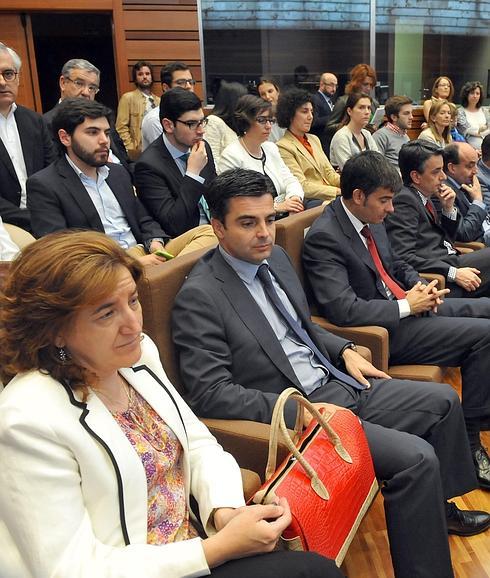 María Jesús Pascual y Juan Zapatero se incorporan las Cortes Regionales