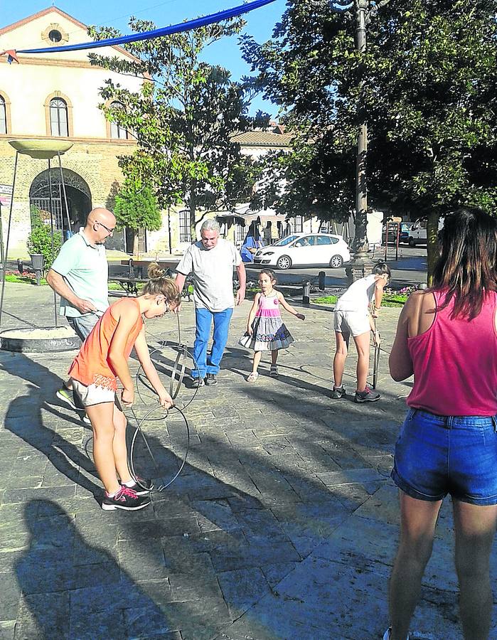 Los talleres ‘Juegos de ayer’ llegan hoy a Guardo y Santibáñez de la Peña