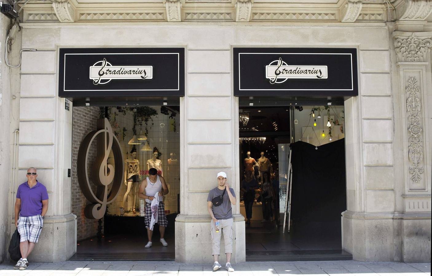 Stradivarius amplía su oferta con el lanzamiento de una línea de moda masculina