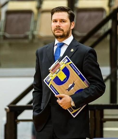 El técnico salmantino Manuel Rodríguez se marcha a Islandia al UMF Skallagrimur
