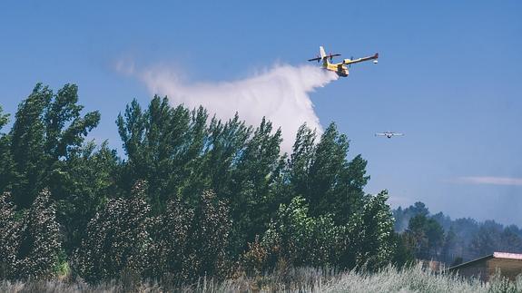 El incendio de Barcebalejo se encuentra «estabilizado, no controlado» tras quemar 1.000 hectáreas