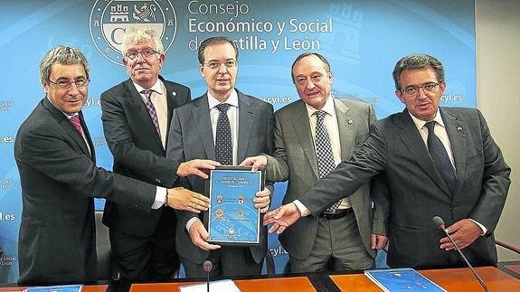 Las universidades públicas y el CESaúnan fuerzas para intercambiar conocimientos