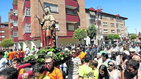 Santa Marta rinde honores a su patrona en el día grande de las fiestas