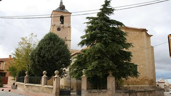 El Obispado cede el entorno de la parroquia para convertirlo en un jardín público