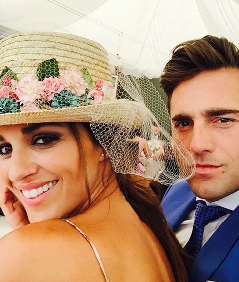 Paula Echevarría y David Bustamente, muy elegantes en la boda del hermano del cantante