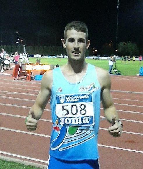 Un imponente Álvaro de Arriba repite plata en los 800 metros del Nacional absoluto en Castellón