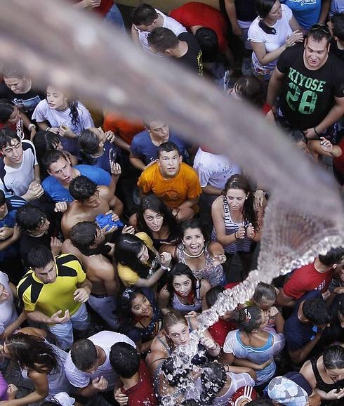 Los pueblos de Valladolid asumen el desembarco de 150.000 veraneantes