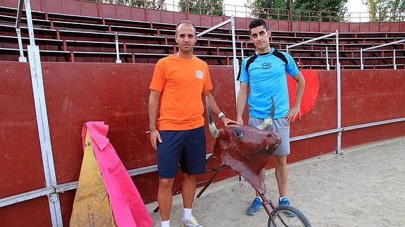 «Vivir solo de los recortes es complicado, habría que cerrar 80 fechas al año»