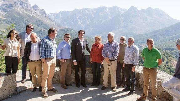 Rosa Valdeón visita Picos de Europa y anuncia un «impulso» al turismo