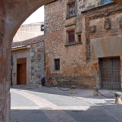 Cinco municipios reciben ayudas para la mejora de infraestructuras turísticas