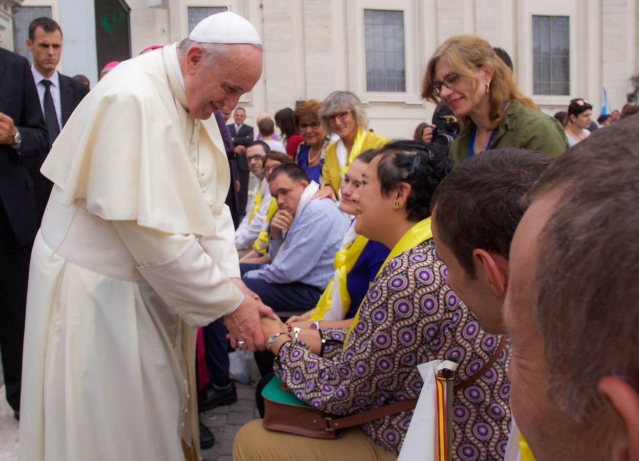 El Papa Francisco recibe a los chicos del Centro de Educación Especial de Martiherrero