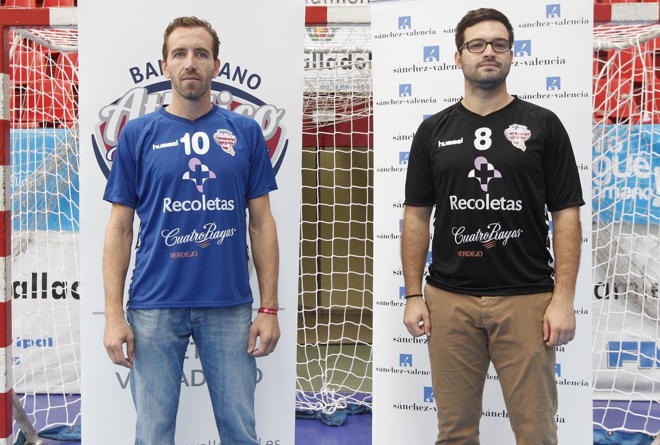 El Atlético Valladolid presenta su nueva equipación para la temporada 2015-2016