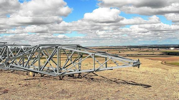 Una línea de alta tensión pone en peligro el yacimiento arqueológico de Dessobriga