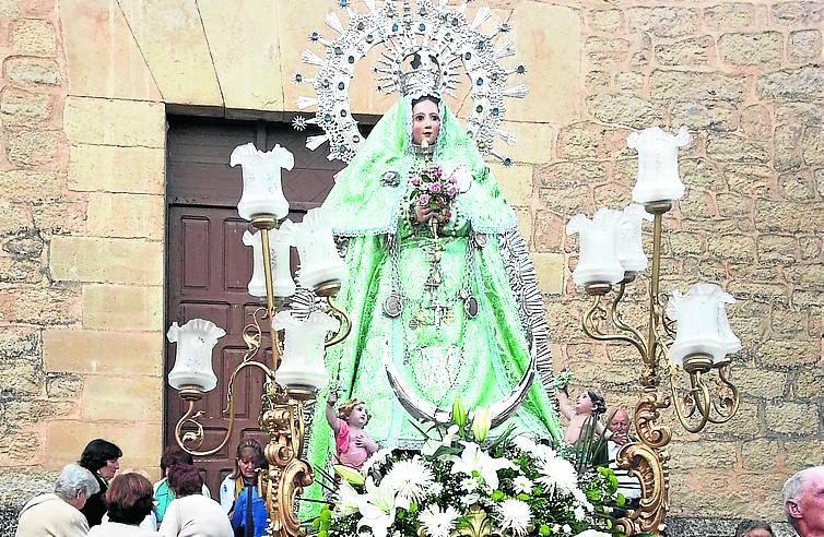 Los casliegos celebran las fiestas en honor de la Virgen de la Estrella