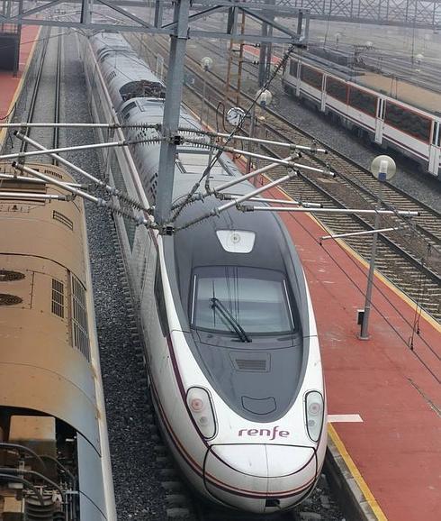 Renfe pone hoy a la venta los billetes para los trenes de Alta Velocidad Madrid-Palencia-León