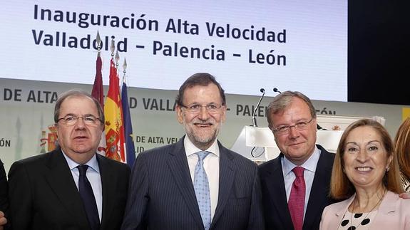 Rajoy anuncia más fondos para la minería del carbón