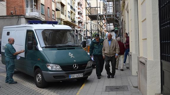 Prisión provisional para el detenido por acuchillar a su expareja y herir a un ex guardia civil