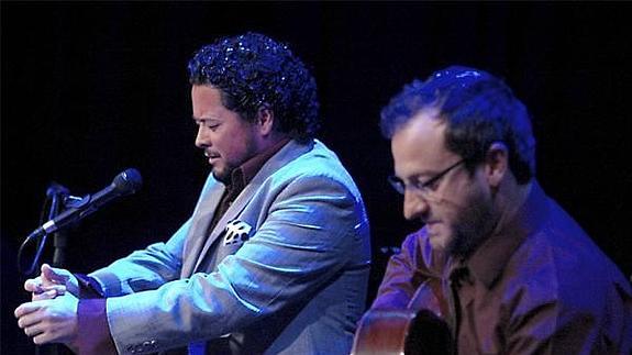 «El flamenco va con su tiempo, cambia a la vez que su entorno»