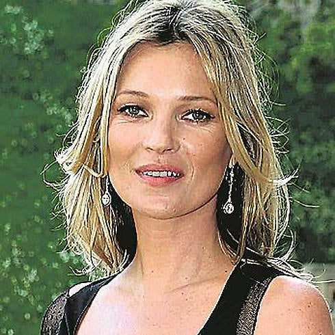 Kate Moss podría estar saliendo con un joven, trece años menor que ella