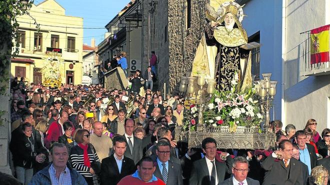 Más de 4.000 personas despiden el V Centenario en Alba de Tormes