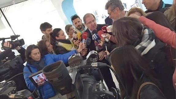 Herrera acusa a Soria de no tener «ni conocimiento ni sentimiento» con la minería