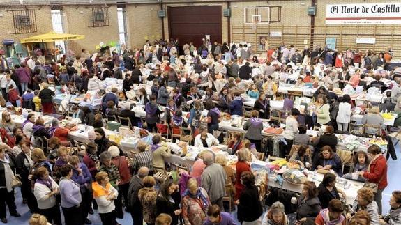 Valladolid reúne a más de 700 encajeras en el IV Encuentro Invernal 'Bolilla 2015'