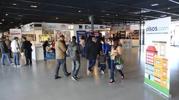 Las ofertas de vivienda nueva y sobre plano delatan un repunte del sector en la ciudad