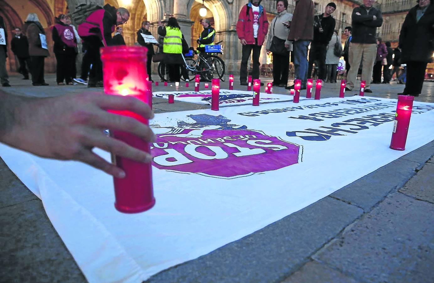 «Son muertos económicos»