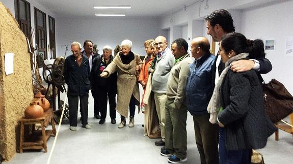 Alcaldes y ediles del PSOE reclaman una tarjeta sanitaria compatible para Castilla y León y Madrid