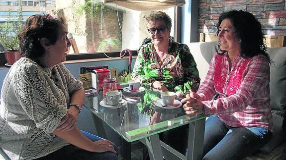 «Los jóvenes ven normal la dominación y el control, que son semillas de la violencia»