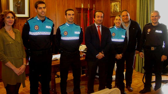 Arévalo cuenta desde hoy con tres nuevos agentes de la policía Local