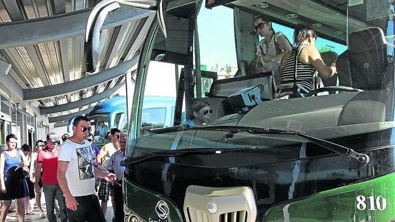 El Procurador del Común insta a adoptar el modelo manchego de transporte a Madrid