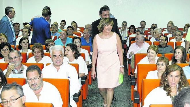 Acusan a la gerente del Complejo Asistencial de eludir la confrontación con los sindicatos