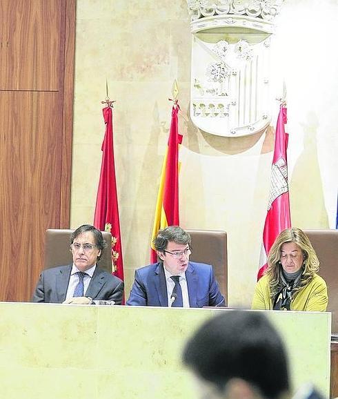 Mañueco pide a la oposición que el 20-D no condicione su voto hacia los presupuestos
