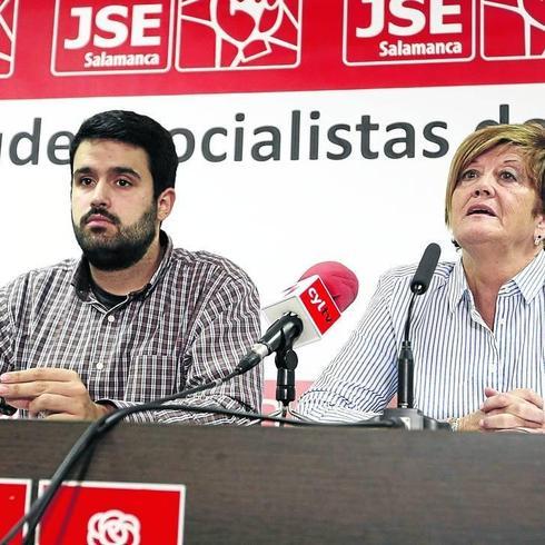 Las Juventudes Socialistas buscarán fondos para poder exhumar una fosa común