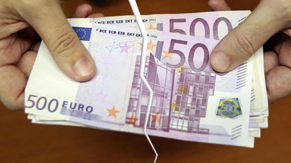 Destruye 950.000 euros para que no se los queden sus herederos