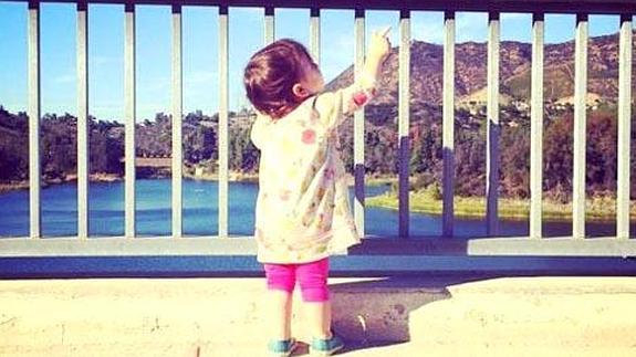 Ashton Kuthcher comparte, por primera vez, con sus seguidores de Instagram una foto de su hija Wyatt