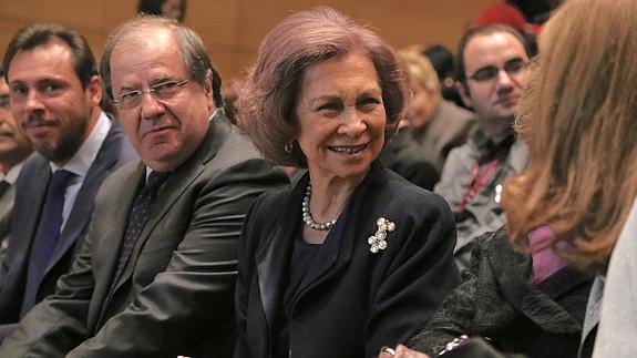 La Reina Sofía inaugura el Congreso Nacional de Alzhéimer en la Feria de Valladolid