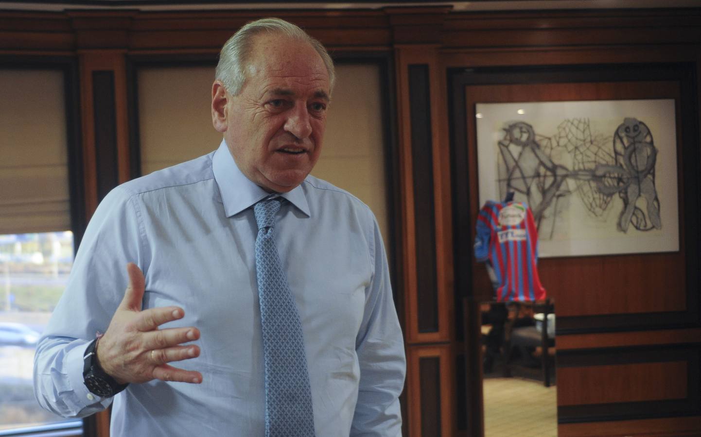 Por su tesón y su resistencia. Por levantarse de las cenizas