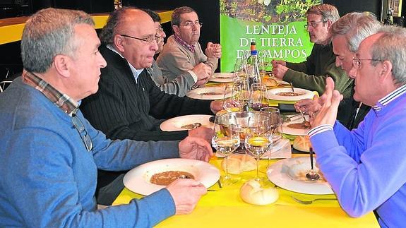 Los cultivadores de leguminosas apuestan por una normativa más flexible para los plaguicidas