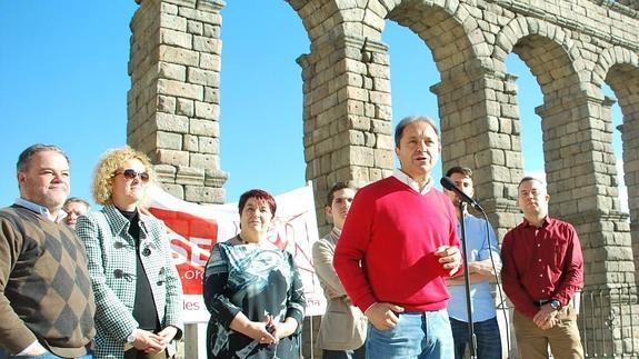 El PSOE quiere una Constitución «del siglo XXI»