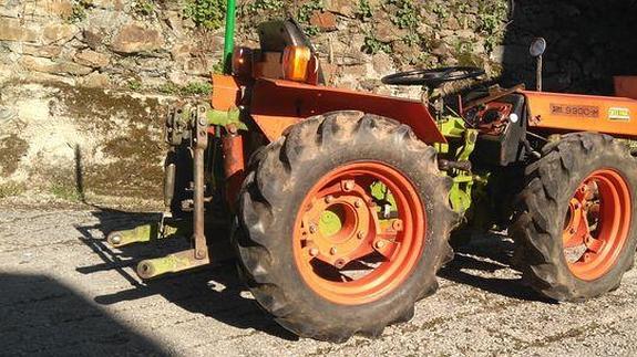 Detenido un joven de 21 años por robar con un menor un tractor en Villadepalos
