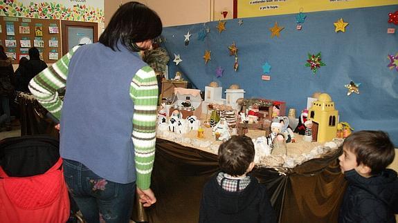 El colegio Santa Clara de Cuéllar se engalana para celebrar la llegada de la Navidad