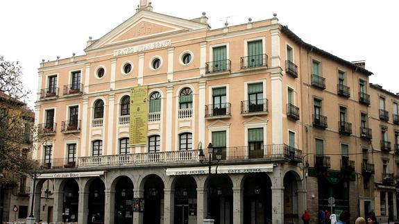 El presupuesto de la Diputación alcanza los 55 millones y prevé un plan de reforma de edificios