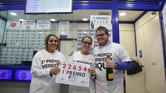 El Niño deja un pellizco del primer premio en Vialia y a dos hermanas de Tordillos