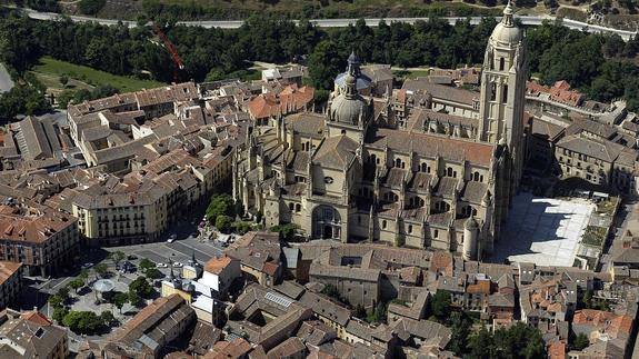 Más de 8.000 folios para conocer a fondo el casco histórico de Segovia
