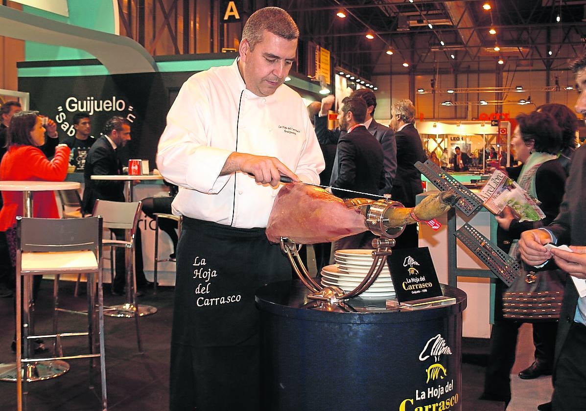 Sesiones de ‘show-cooking’, novedad del estand de Guijuelo para Fitur